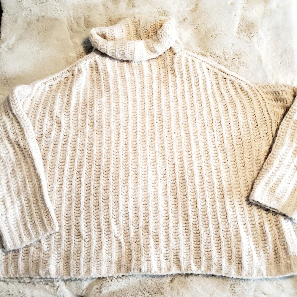 Free People Turtleneck Oversized Sweater - Picture 4 of 11
